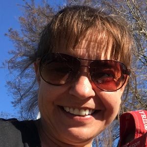 Meet your Posher, Annette